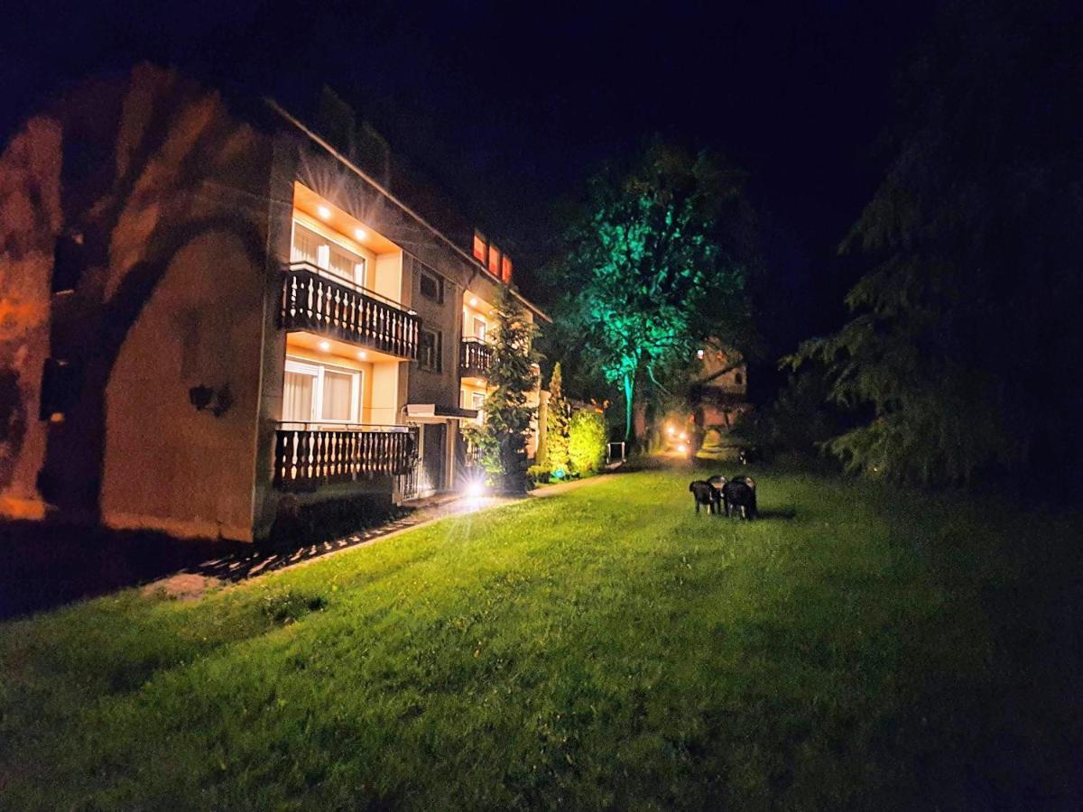 Gasthof Zum Goldenen Hirschen Hotel Geroldsgrun Exterior photo